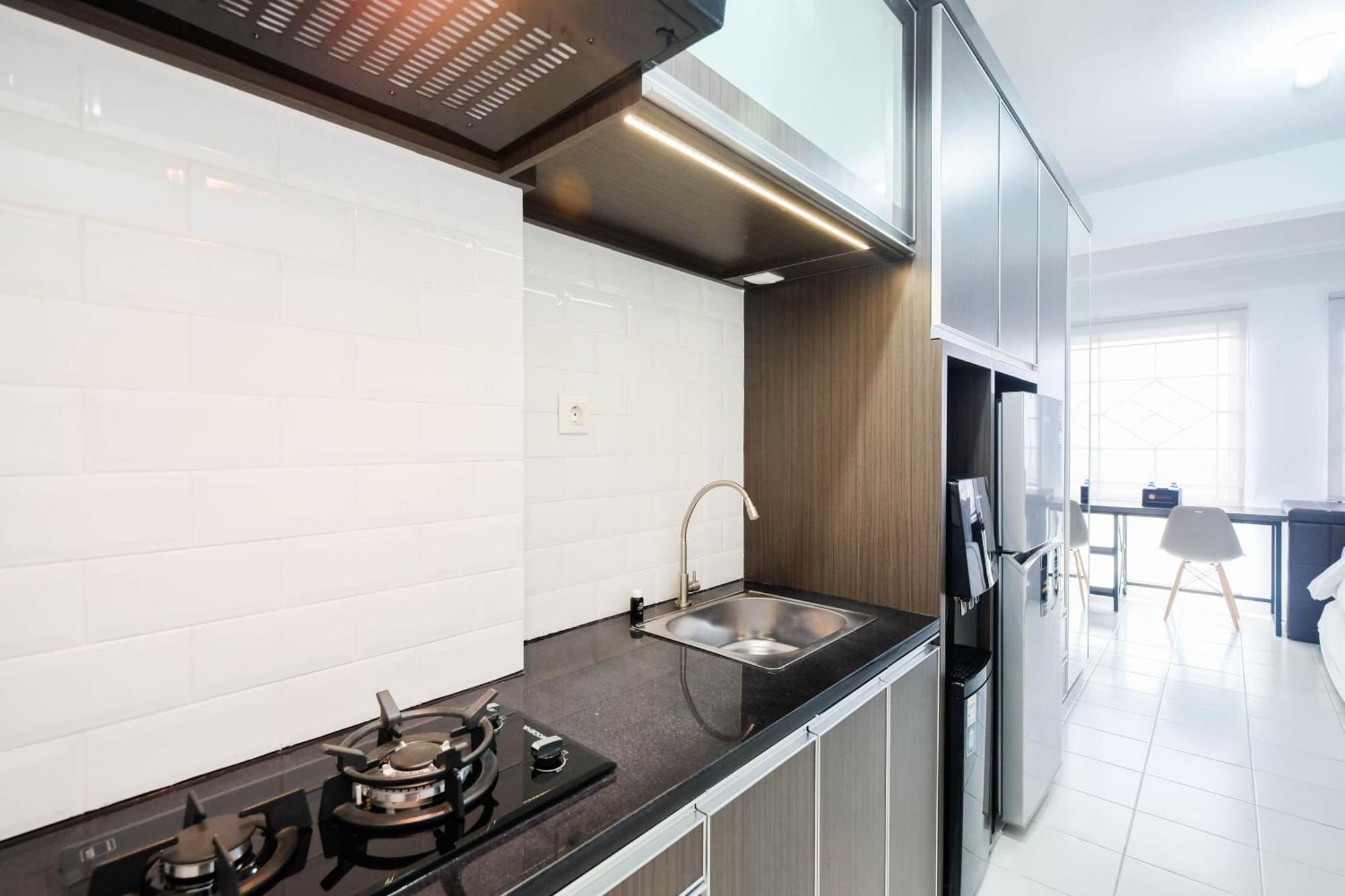 Modern And Comfy At Patraland Urbano By Travelio Bekasi
