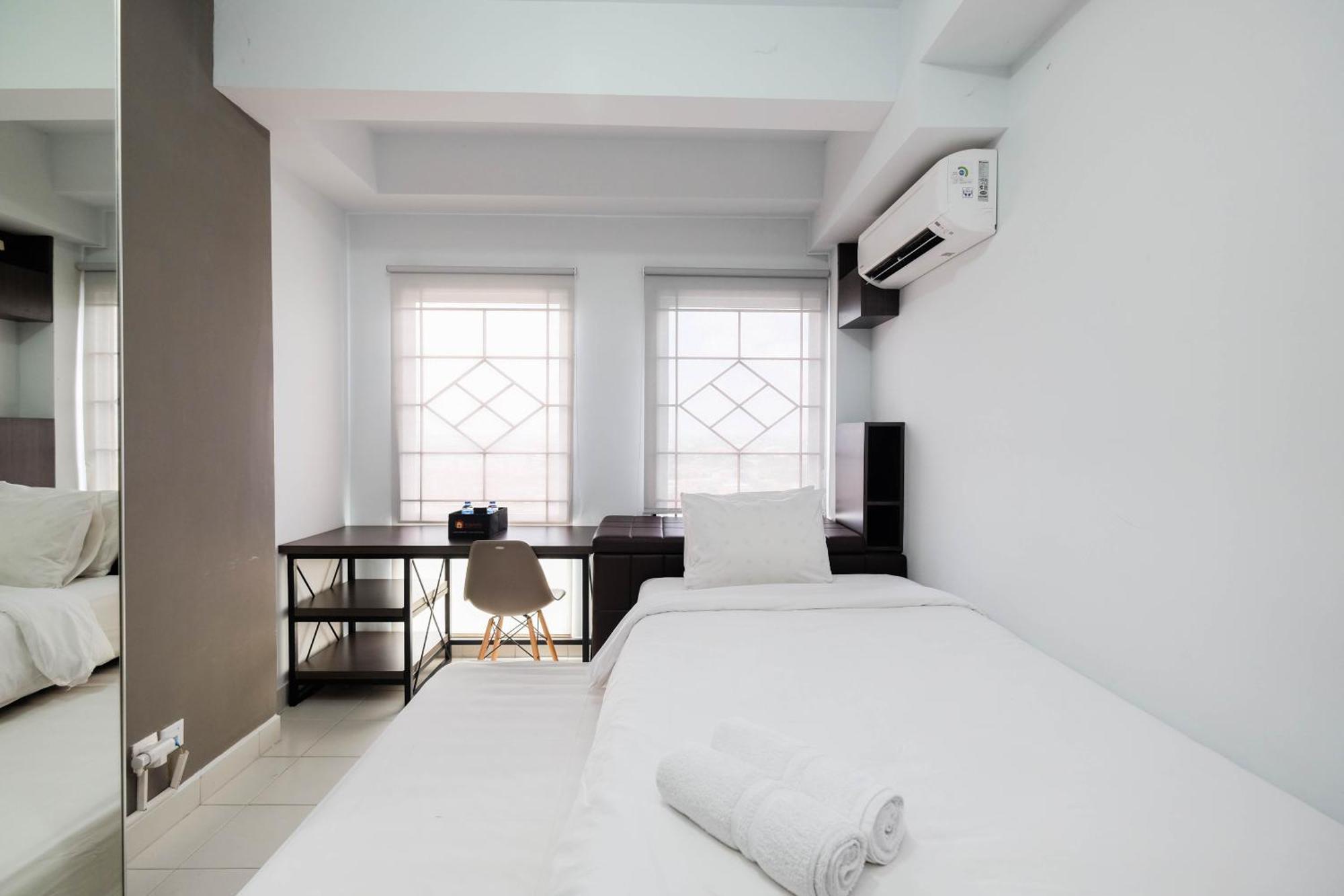 Modern And Comfy At Patraland Urbano By Travelio *